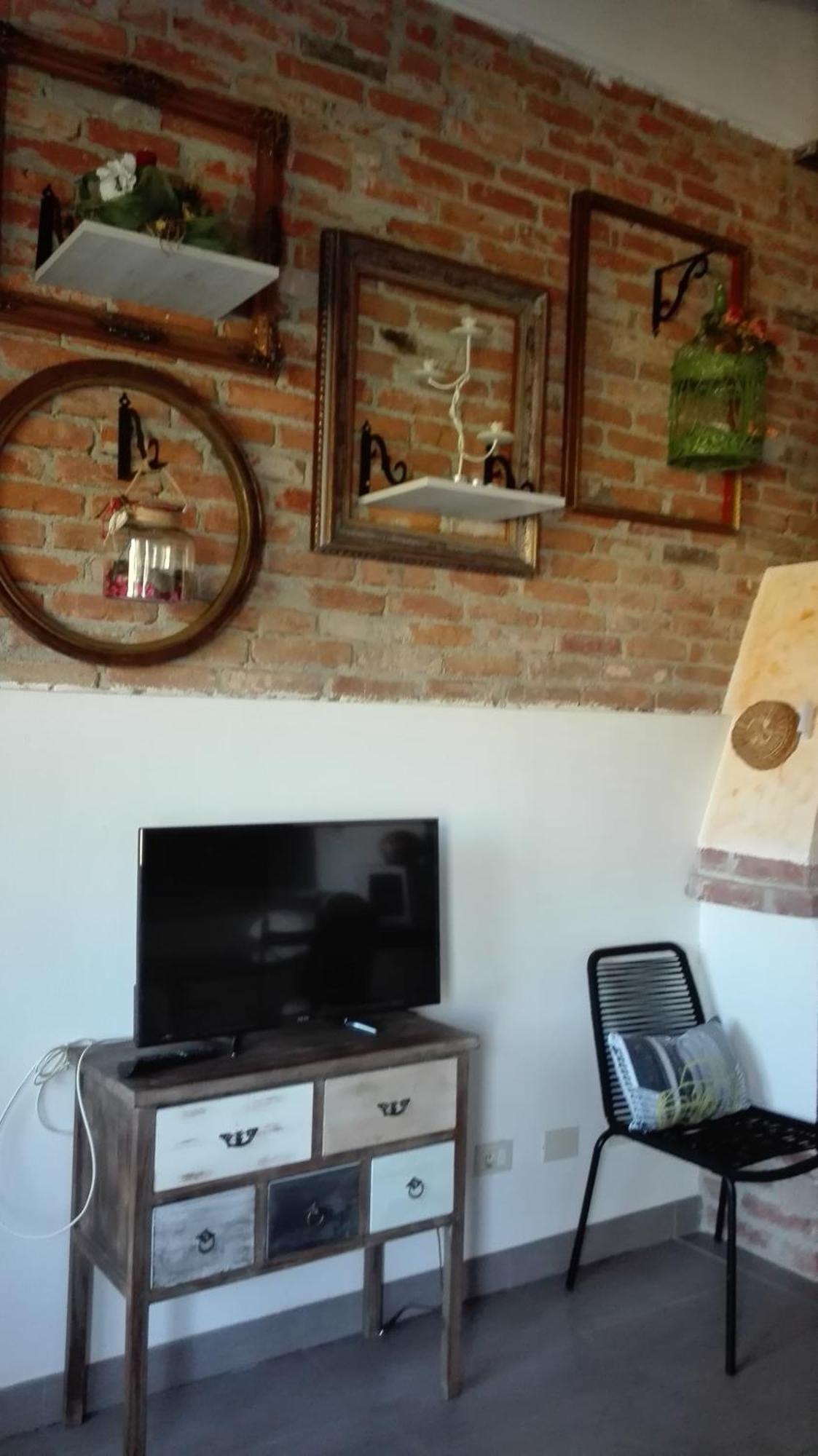 Apartamento La Casa Nel Sole Alessandria Exterior foto