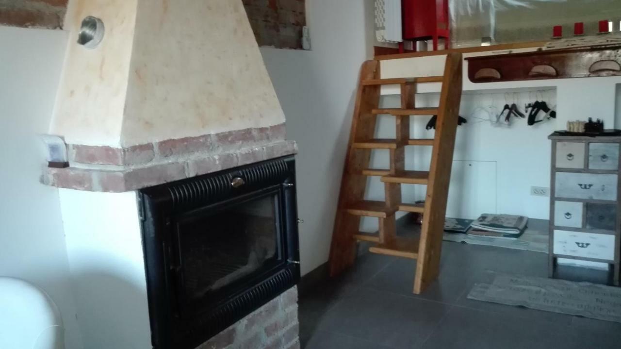 Apartamento La Casa Nel Sole Alessandria Exterior foto